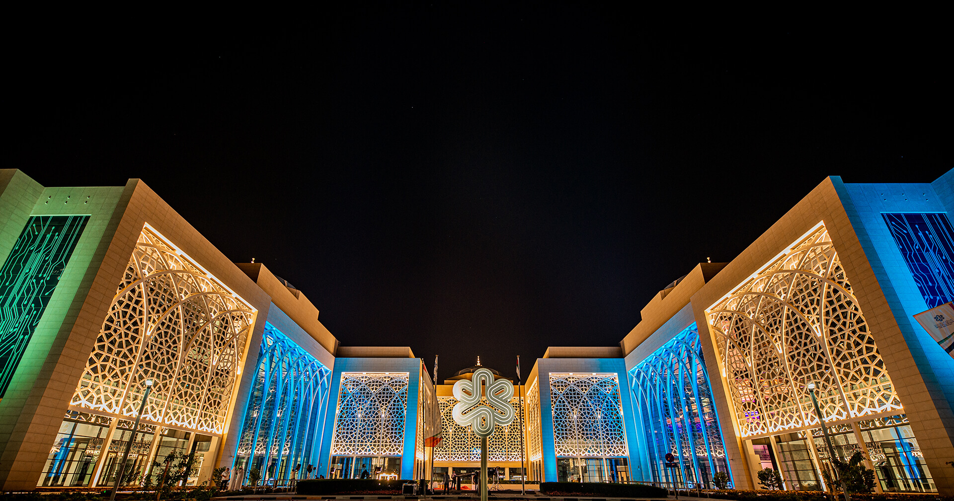 Sharjah Innovation Park (SRTIP) brings Hungarian Megalux